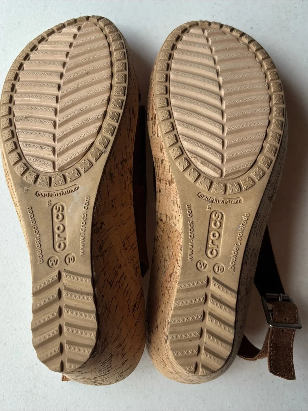 Crocs A-Leigh Leather Suede Wedge Sandals WMN SZ 10 Brown Cork Slingback 202042